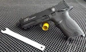 gun-review-swmp22c-winstead-1